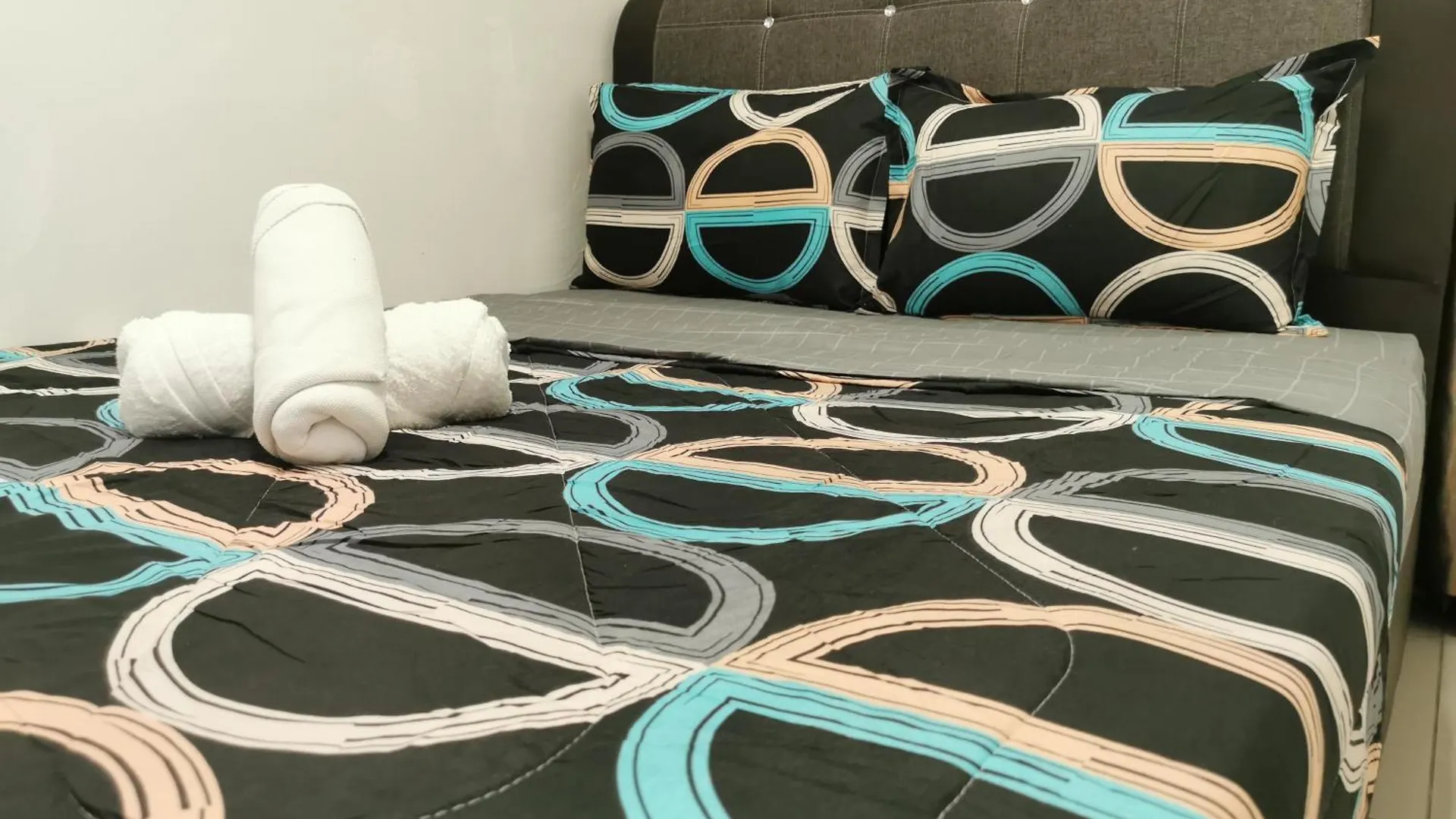 Icon Residenz Icon City, Petaling Jaya By De Harlequins Guesthouse